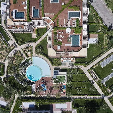 First Cap - Luxury 1br With Terrace In The Prestigious Development Of The French Riviera