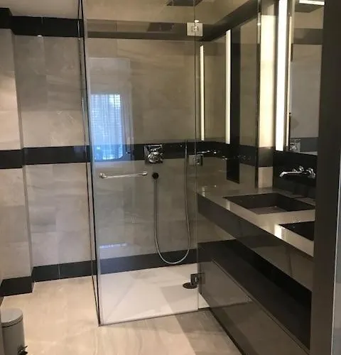 公寓 First Cap - Luxury 1br With Terrace In The Prestigious Development Of The French Riviera