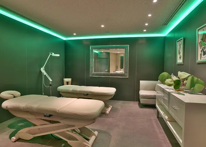 公寓 First Cap - Luxury 1br With Terrace In The Prestigious Development Of The French Riviera